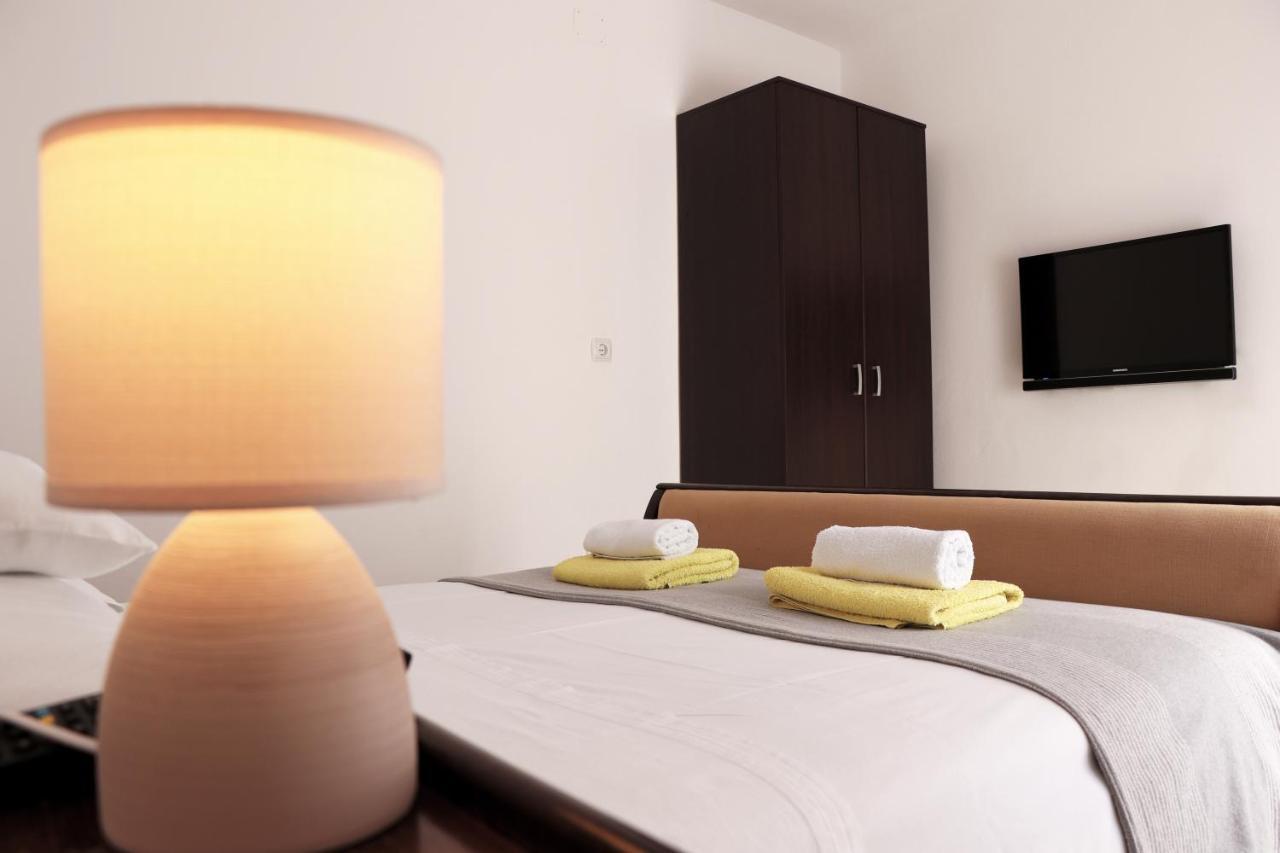 Apartman Ana Skradin Bagian luar foto