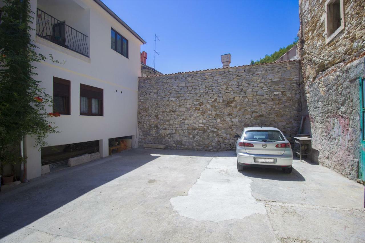 Apartman Ana Skradin Bagian luar foto